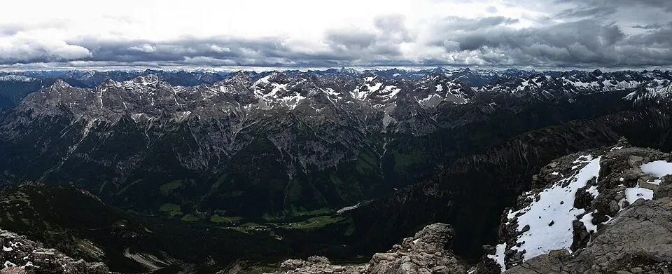 Slika: Kauk0r · CC BY-SA 3.0 Hornbachkette