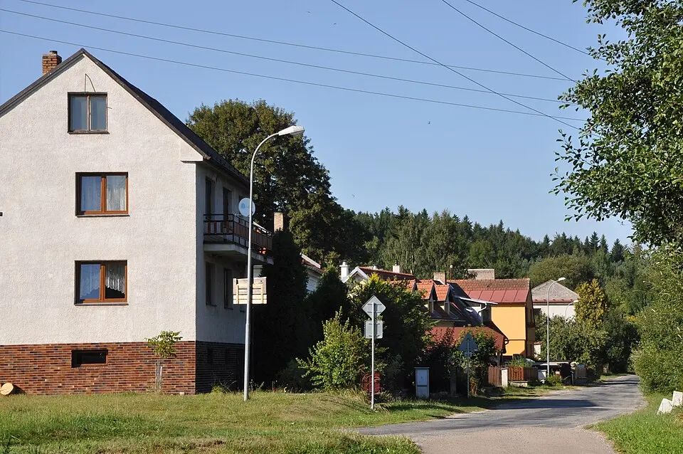 Horní Pole