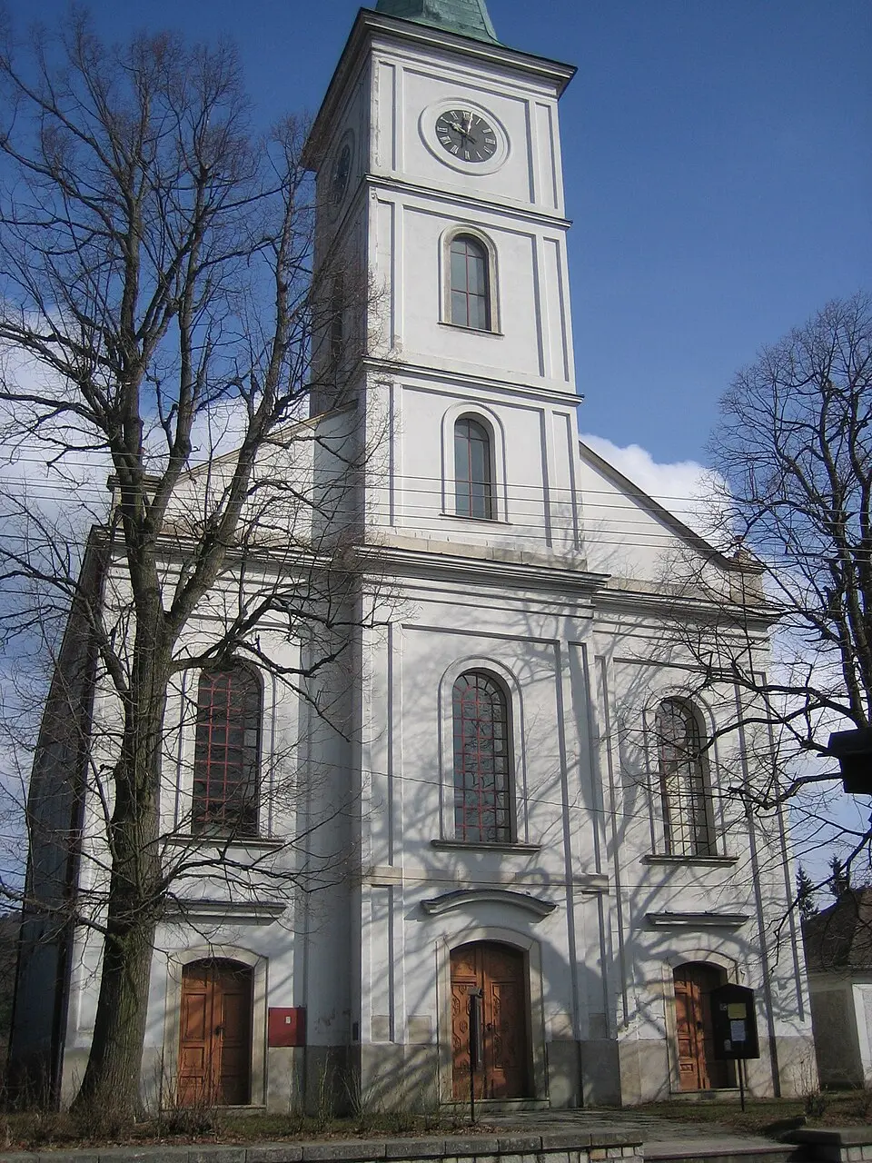 horní kostel ve Velké Lhotě