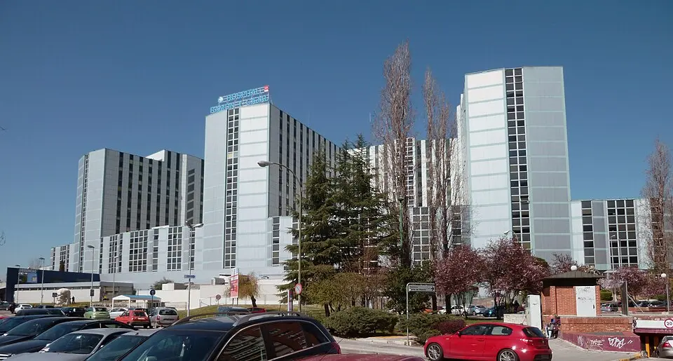 Hospital Universitario Ramón y Cajal