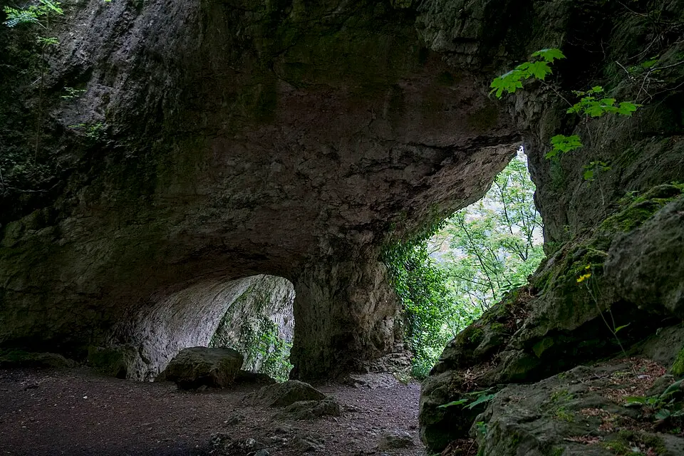 Hohler Fels