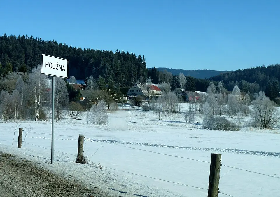 Houžná