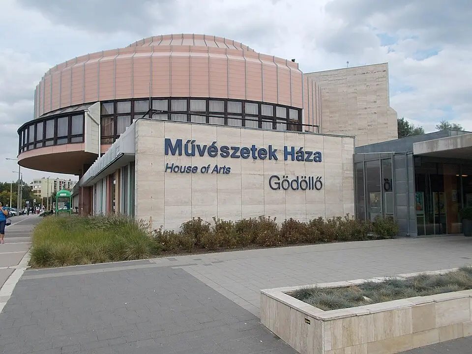 Művészetek Háza Gödöllő