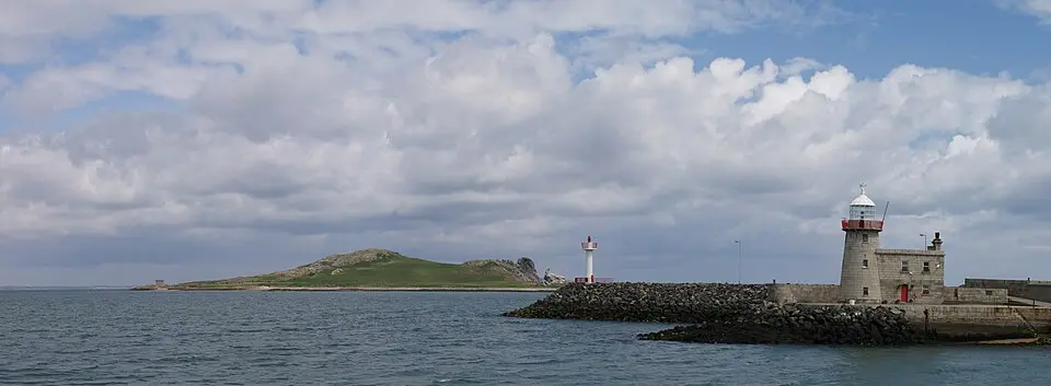 Howth Harbour Lighthouses