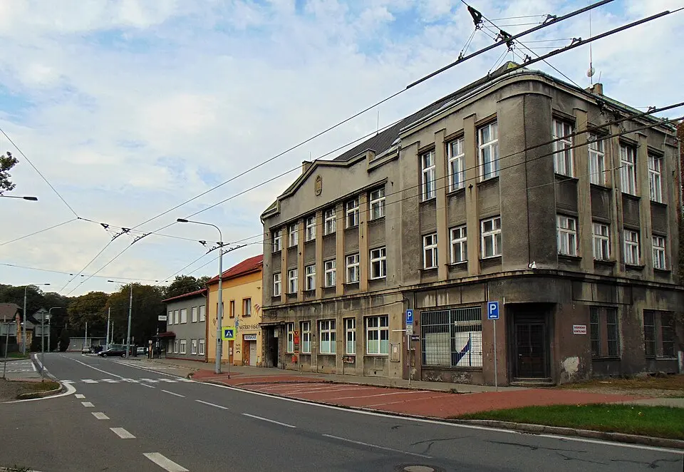 Hrušov