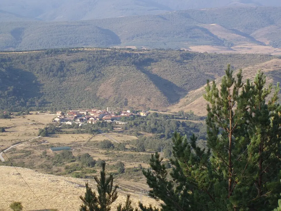Image: Felipe · CC BY-SA 4.0 Valle de Valdelaguna
