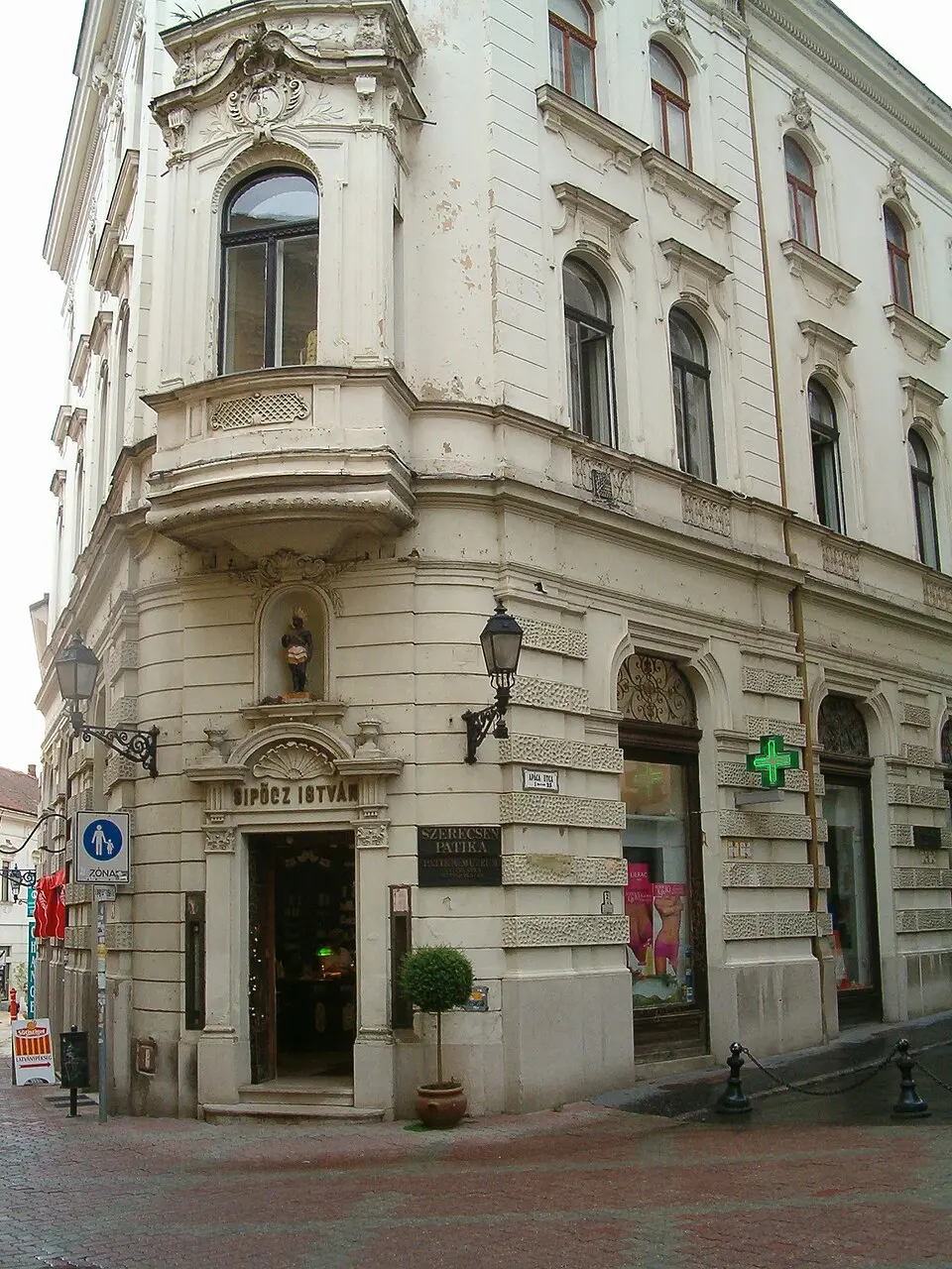 Szerecsen Patikamúzeum