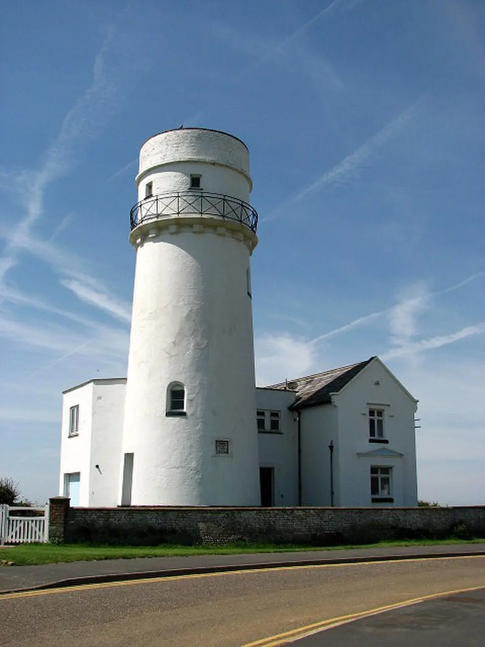 Image: Evelyn Simak · CC BY-SA 2.0 Old Hunstanton Lighthouse