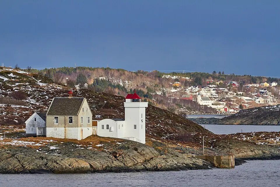 Terningen fyrstasjon