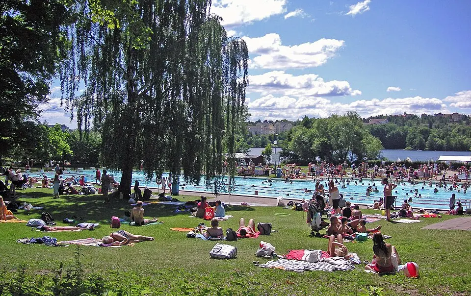 Huvudstabadet