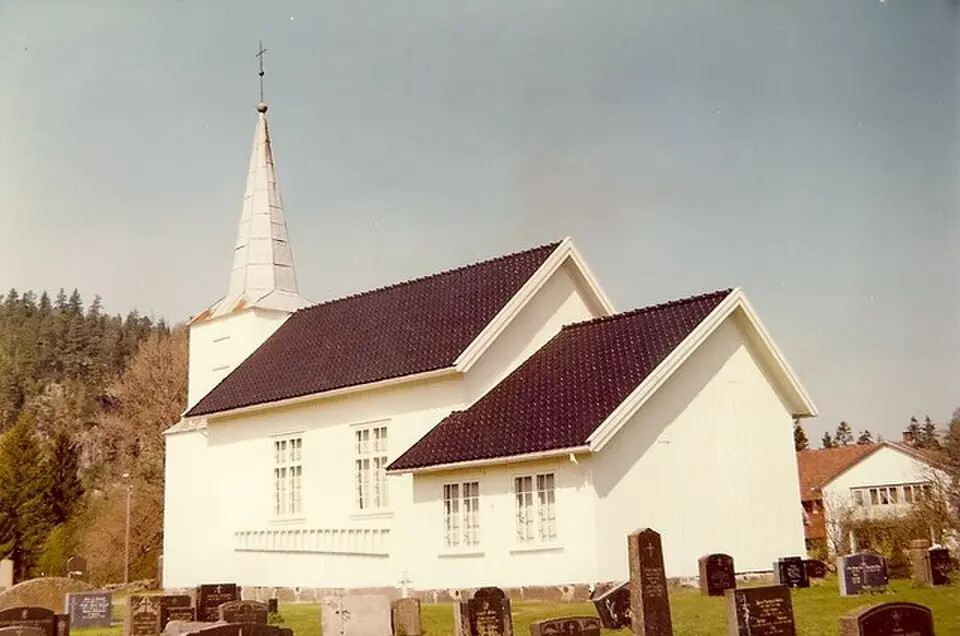 Hvarnes kirke