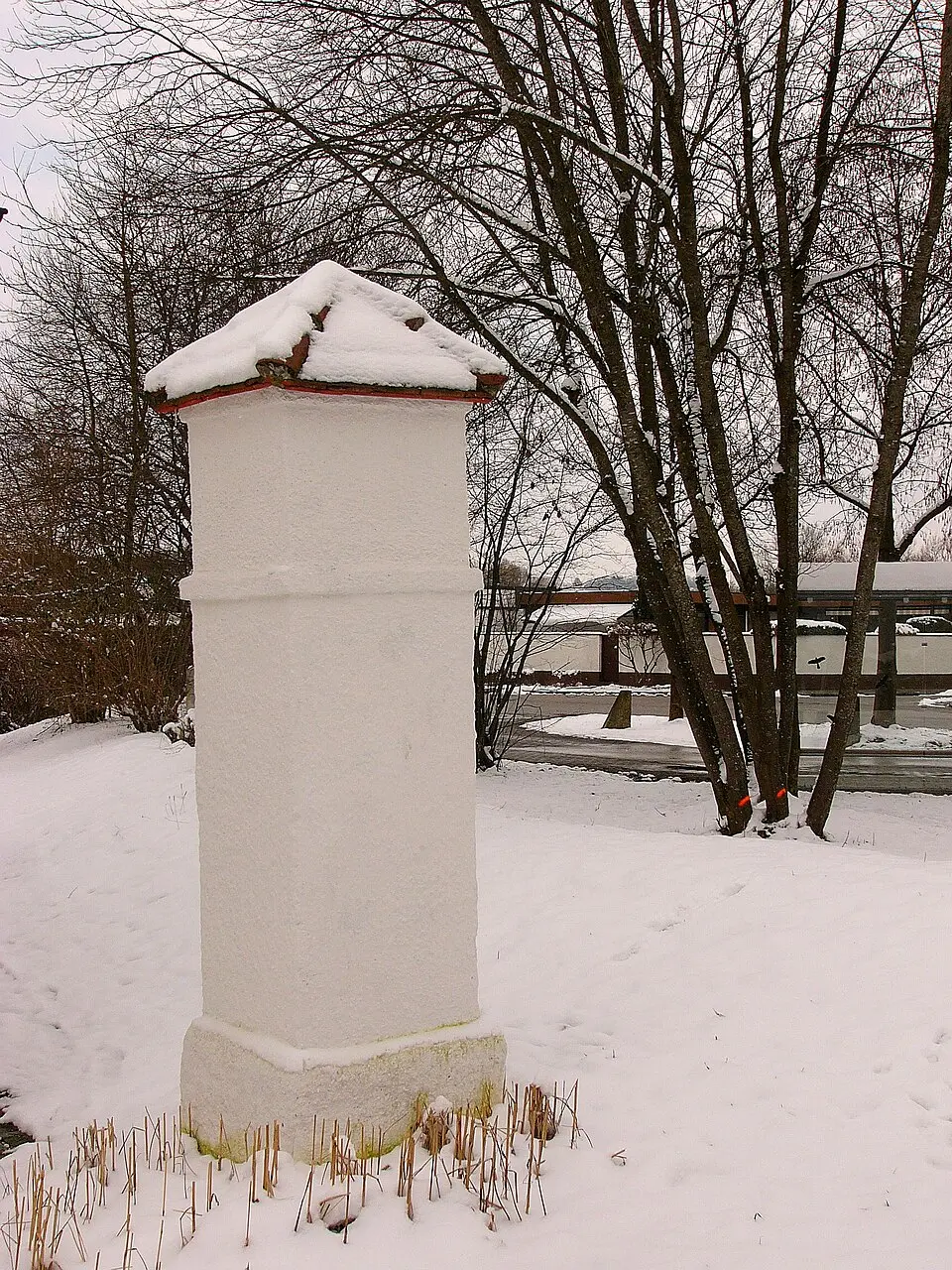 Obrázok: Gliwi · CC BY-SA 3.0 I. Burgfriedenssäule