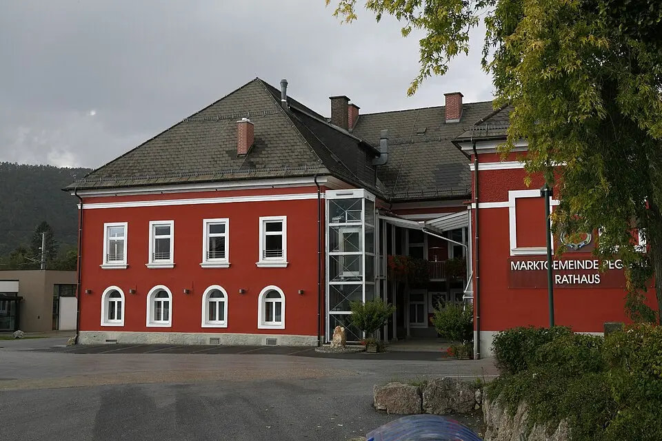 Obrázek: Christian Pirkl · CC BY-SA 3.0 AT Ehem. Gasthaus Hochhuber