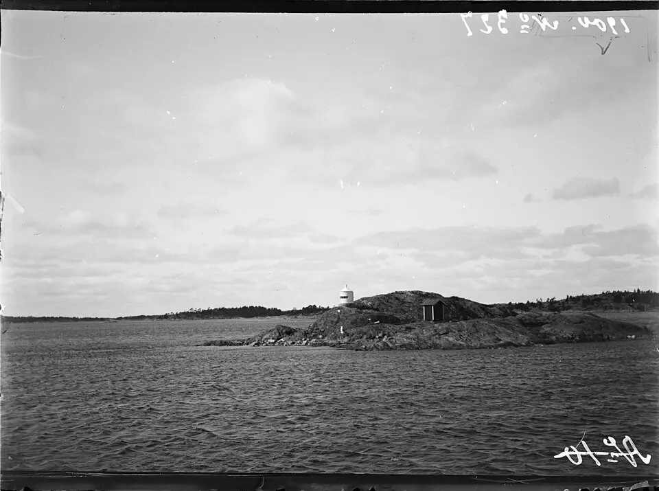 Image: KansallisarkistoKA · CC BY 2.0 Idskär lighthouse