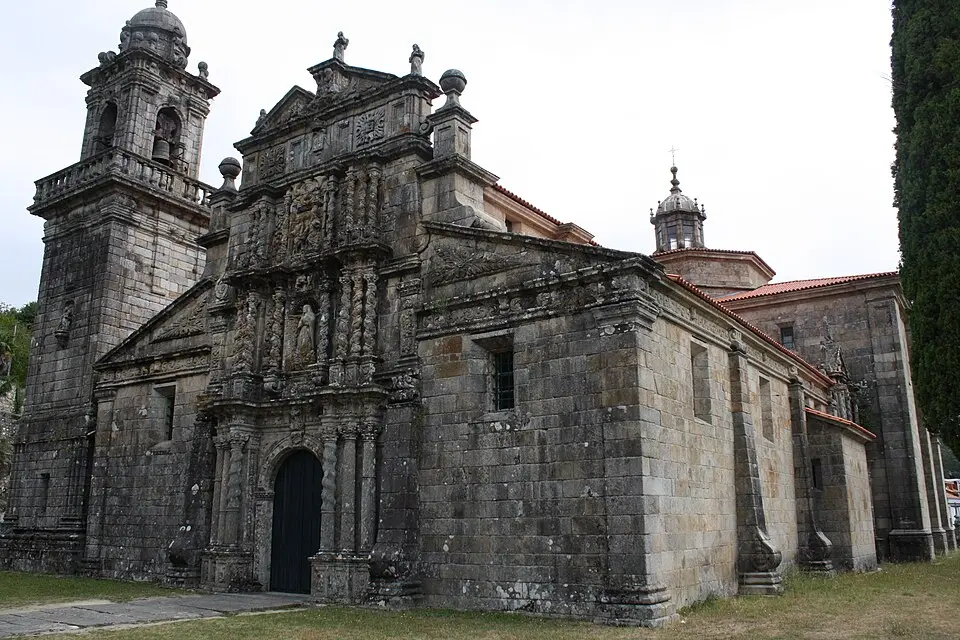 iglesia de Santa María la Real (Entrimo)