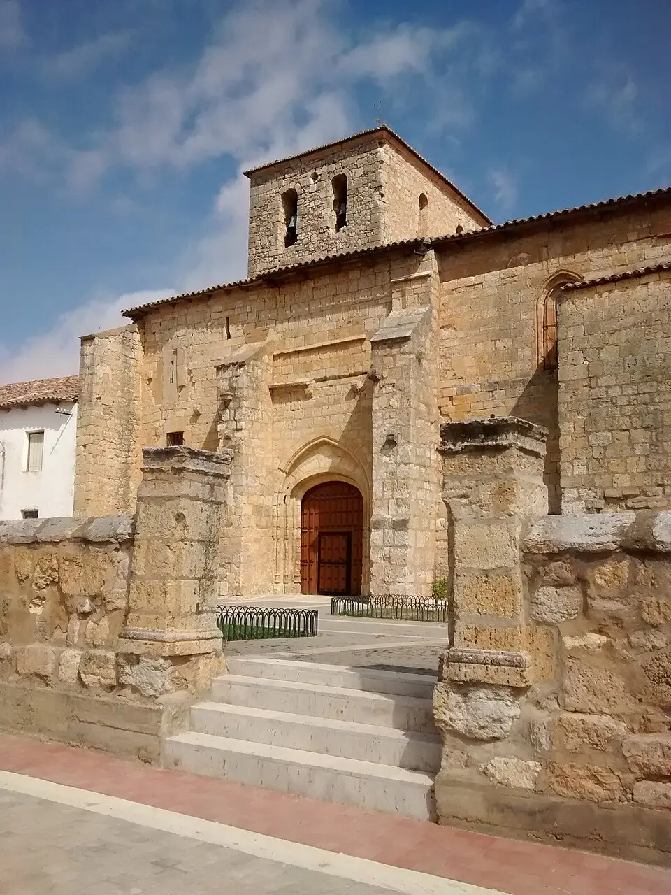 Image: Rodelar · CC BY-SA 4.0 Melgar de Yuso