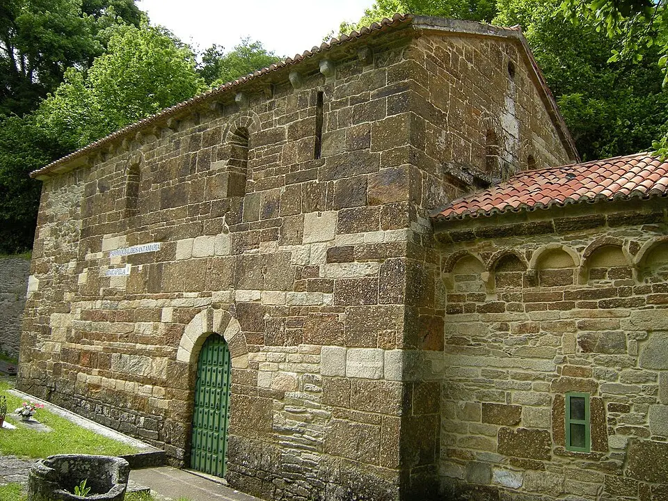Obrázek: José Antonio Gil Martínez · CC BY 2.0 iglesia de San Antolín de Toques