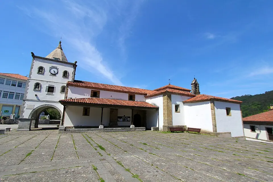 iglesia de Santa María (Soto de Luiña)