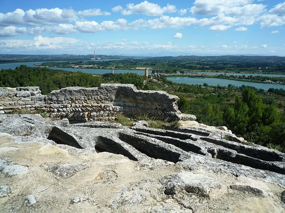 abbaye de Saint-Roman