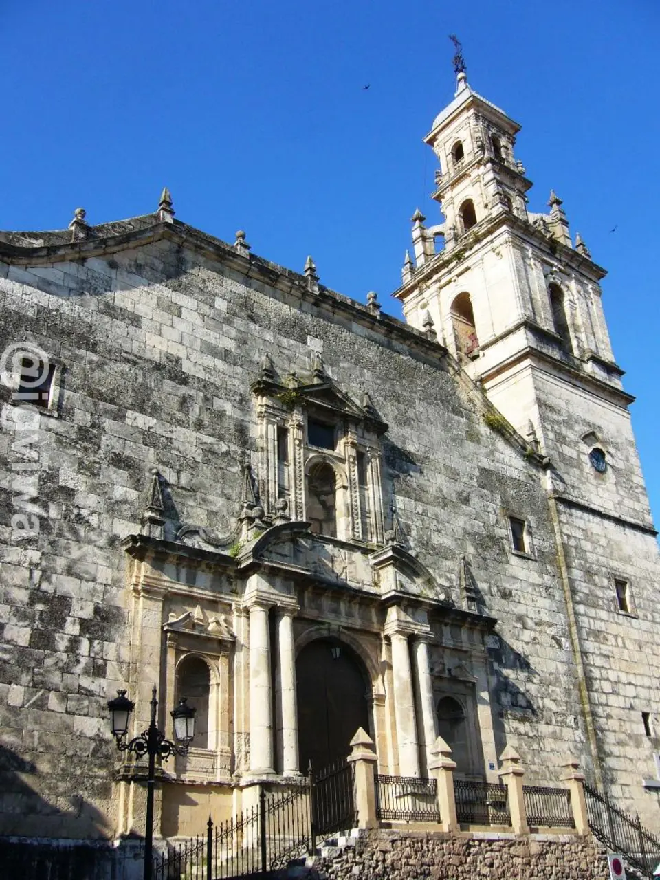 Slika: Nachovila · Public domain iglesia de San Miguel Arcángel