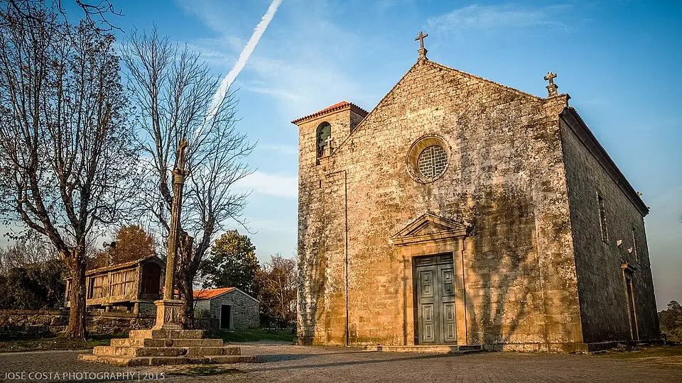 Igreja de Longos Vales