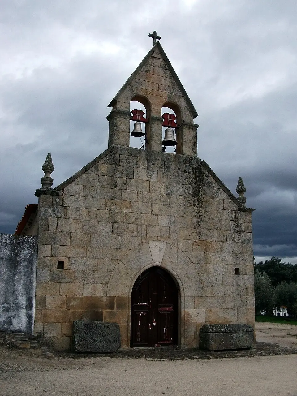 Igreja de São Tomé de Abambres