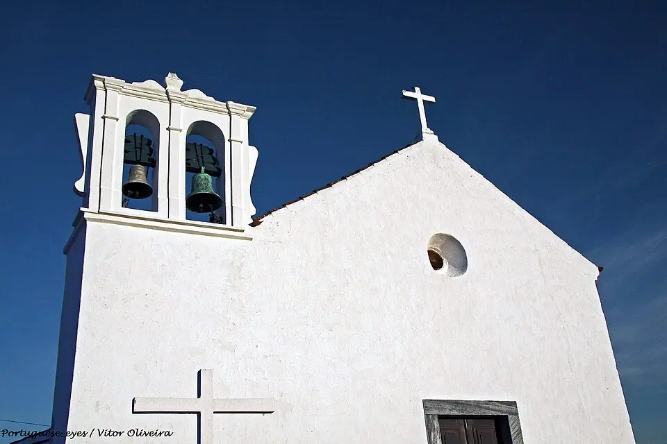 Immagine: Vitor Oliveira from Torres Vedras, PORTUGAL · CC BY-SA 2.0 Faro do Alentejo
