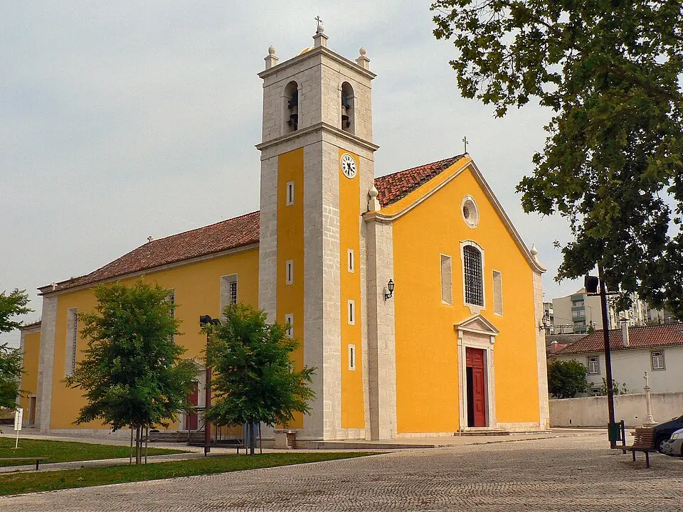 Igreja matriz de Loures