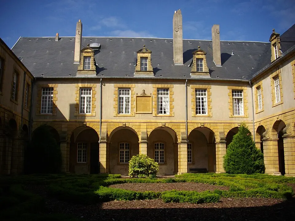 abbaye de Saint-Arnould
