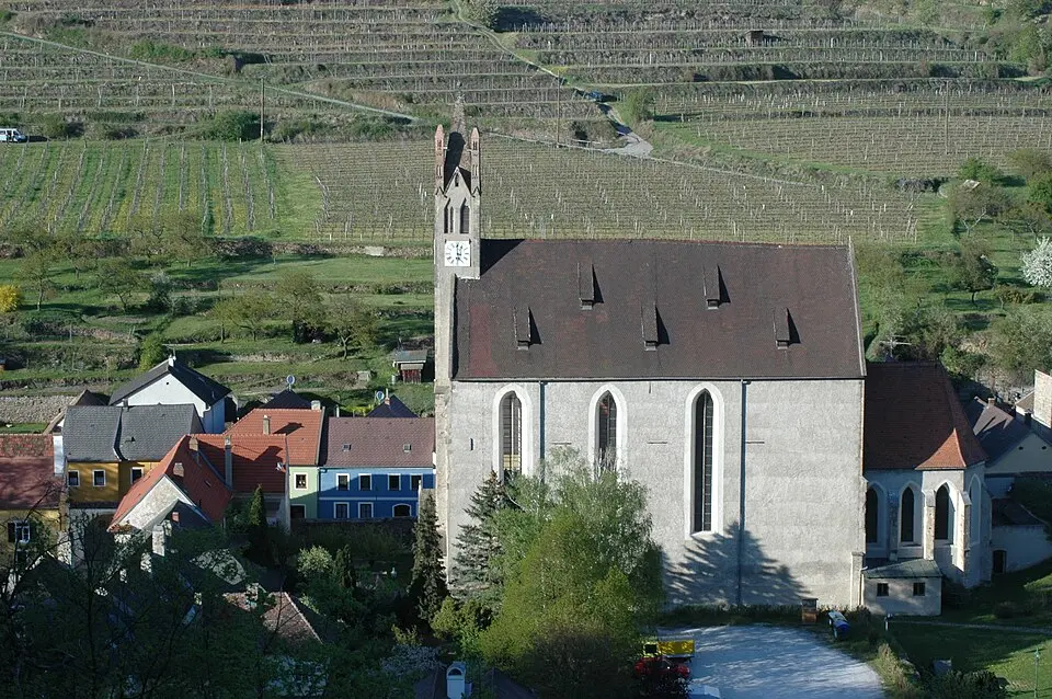 Kath. Pfarrkirche Mariä Geburt, ehem. Dominikanerinnenkirche mit Umfassungsmauer