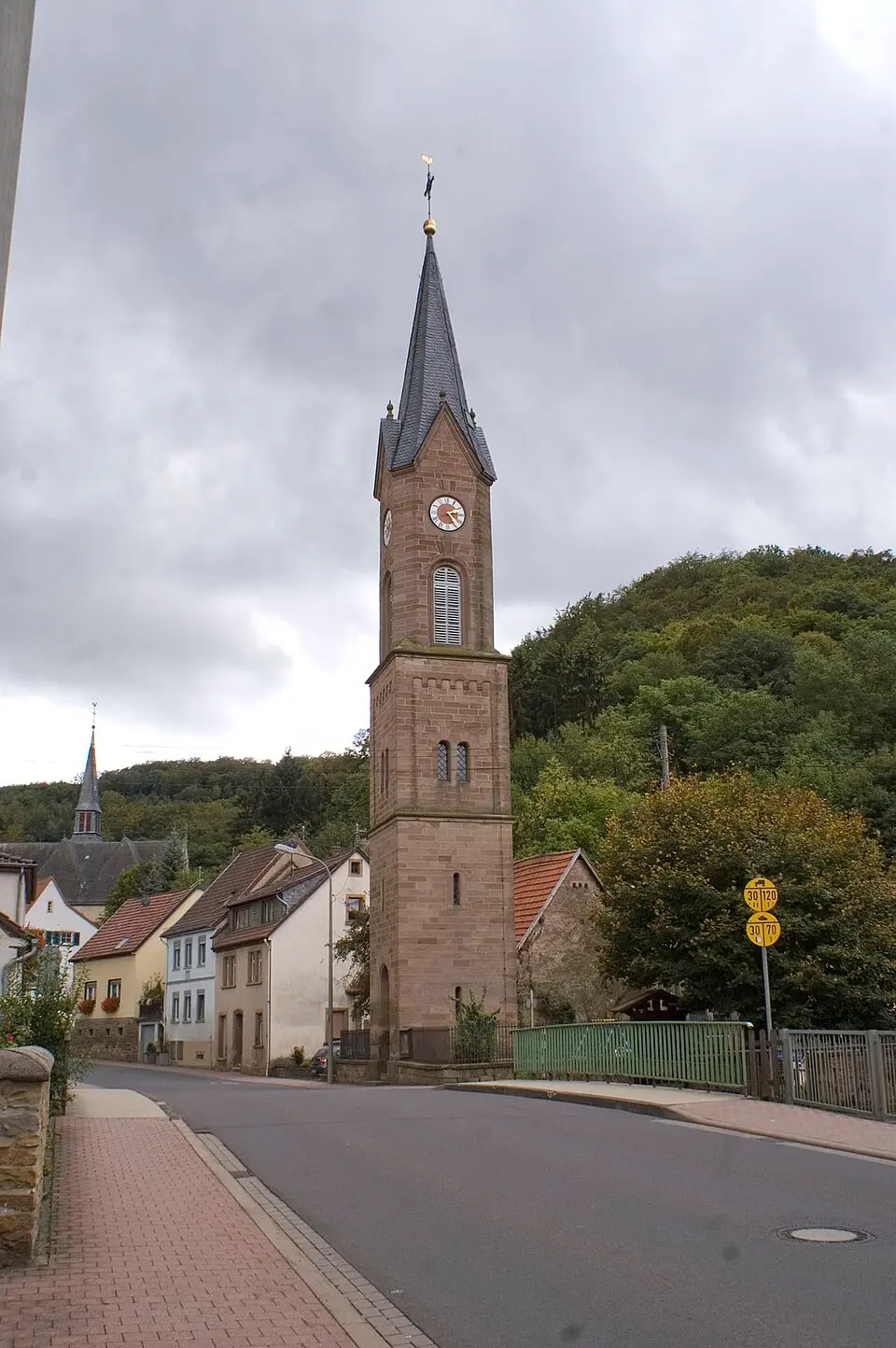 Immagine: Mosbach&frey · CC BY-SA 3.0 Imsweiler