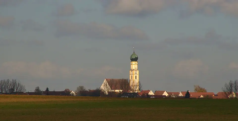 Kép: Django_il_bastardo (uli), Bayern · CC BY 2.0 Inchenhofen