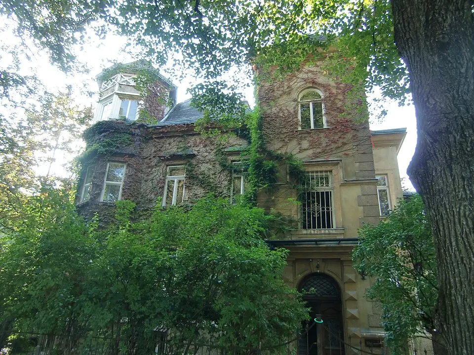 Villa