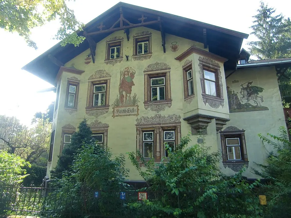 Heim Exl (mit Garteneinfriedung)