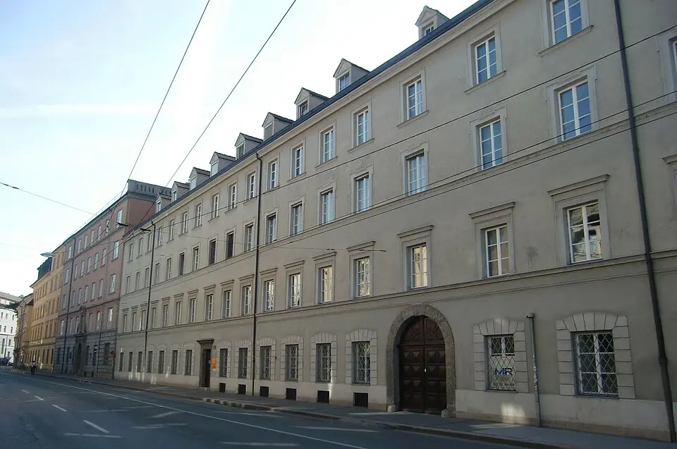 Jesuitenkolleg mit Ignatiuskapelle