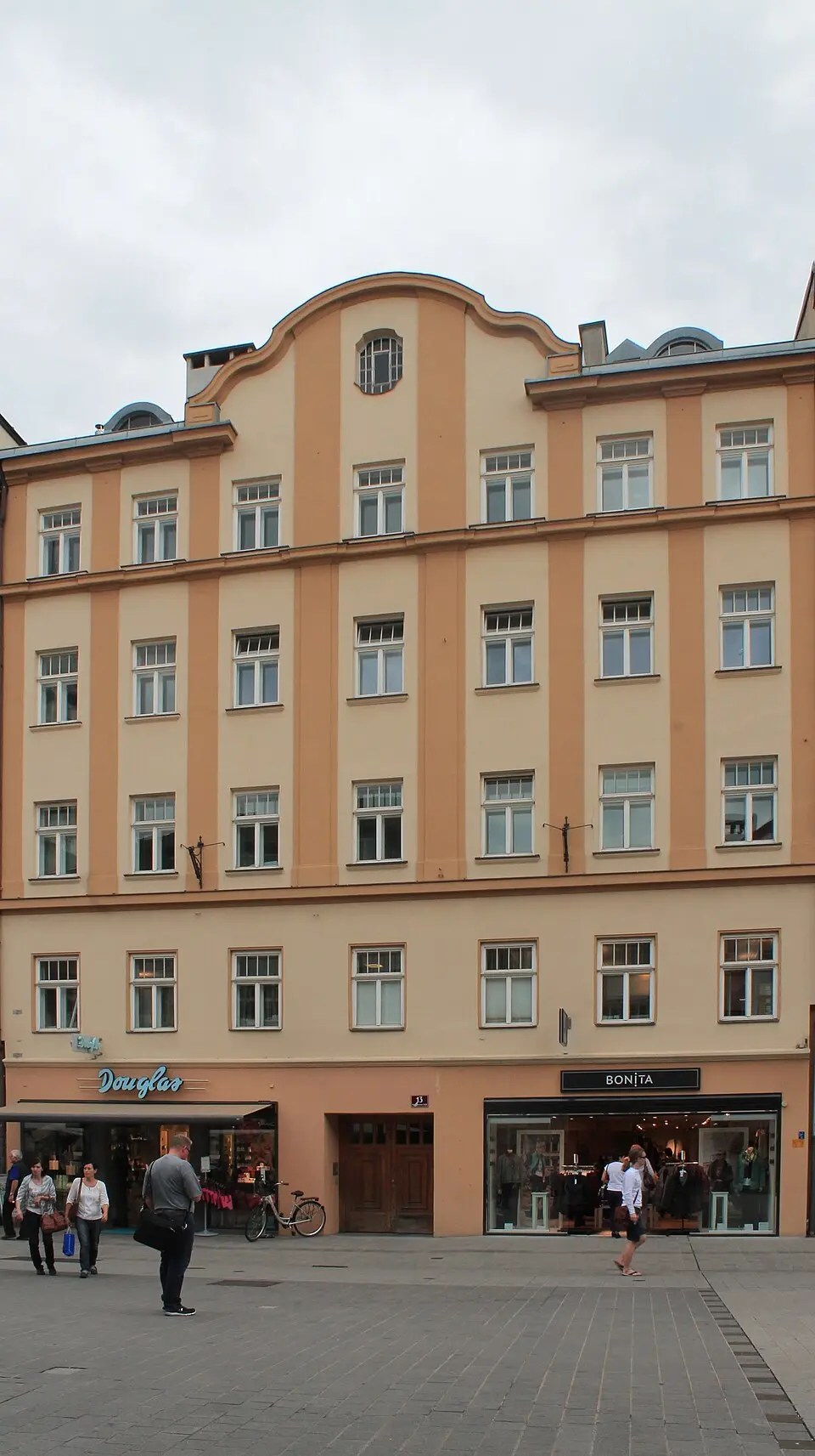 Bürgerhaus mit Stöcklgebäude