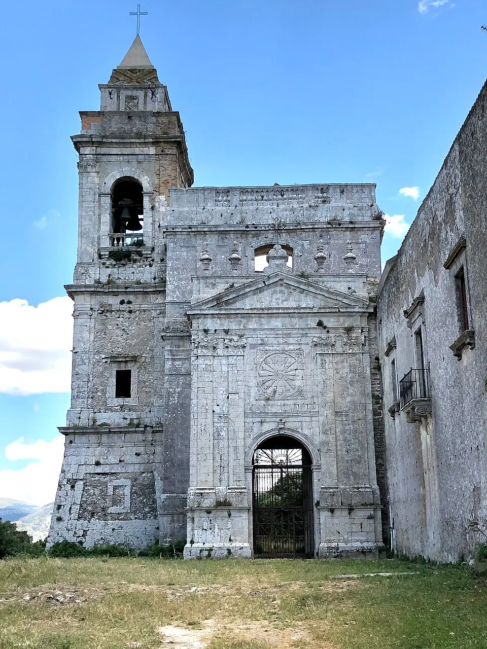 abbazia di Santa Maria del Bosco