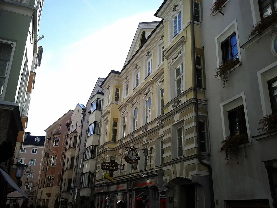 Ehem.Theresianische Normalschule mit Kapelle