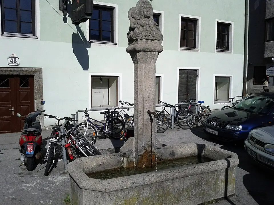 Mariahilfbrunnen