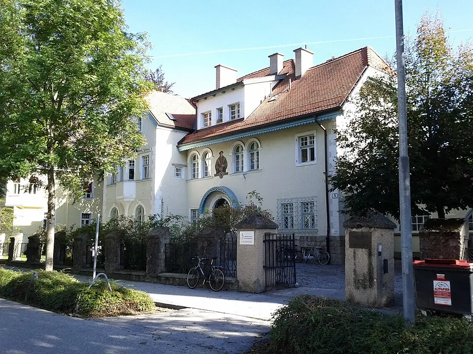 Evang. Pfarrhaus