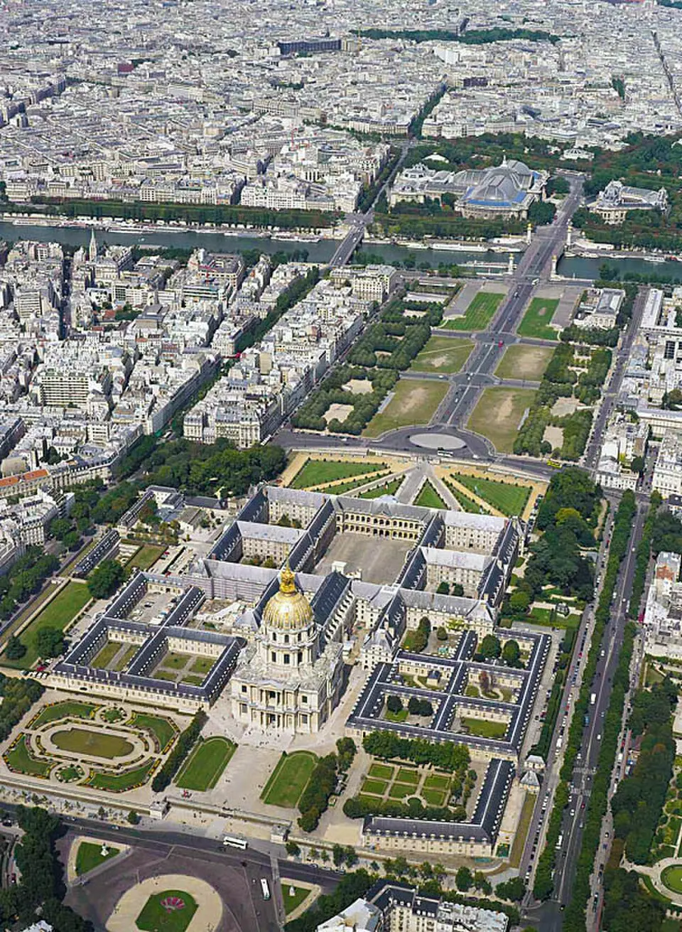 Quartier des Invalides