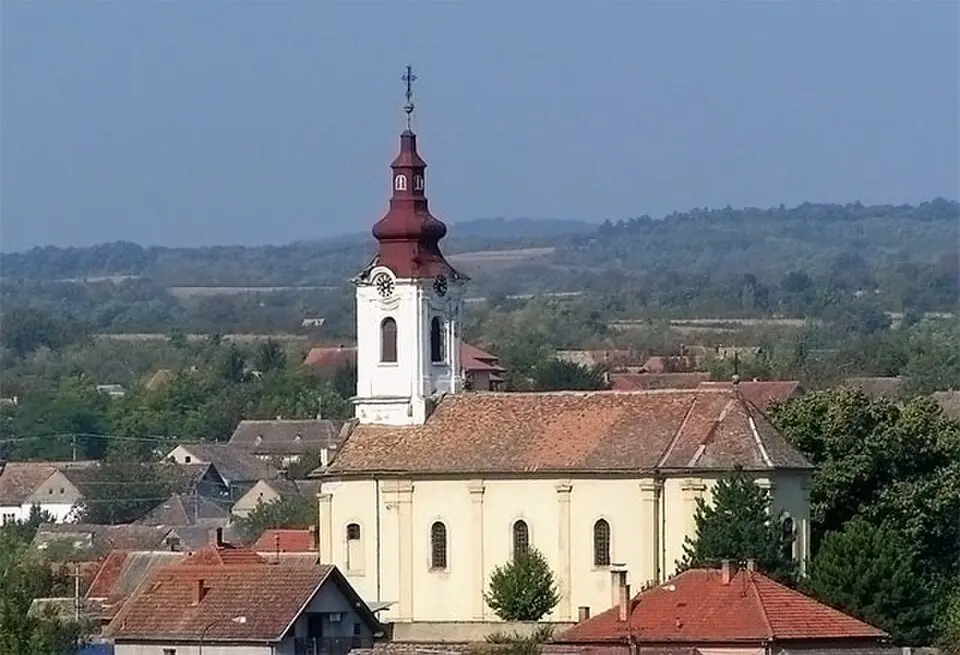 Slika: Majstor Mile · Public domain Српска православна црква Успења Богородице у Иригу