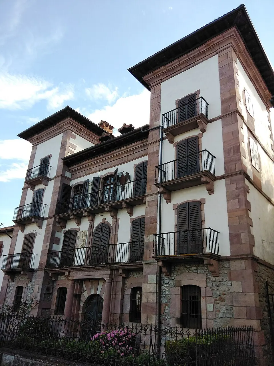 Casa palacio Gastón de Iriarte