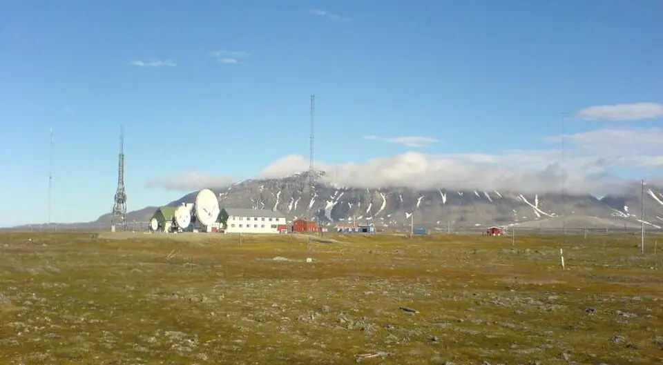 Mis en ligne par: Kristaga · CC BY-SA 2.5 Isfjord radio