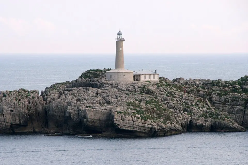 Mouro Island Lighthouse