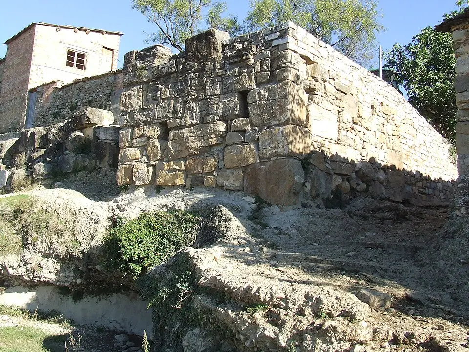 Recinto Amurallado de Isona