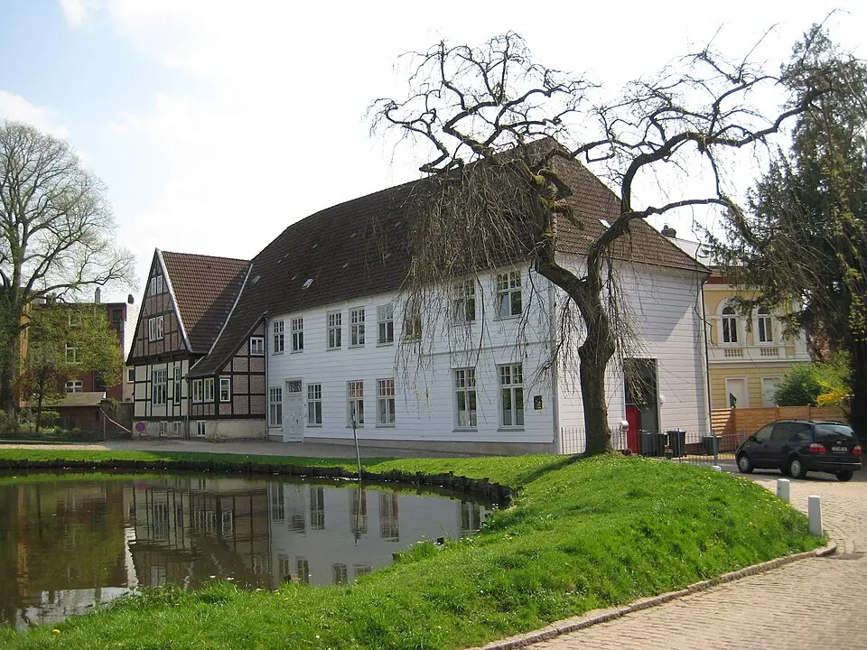Image: Nightflyer · CC0 Kloster Itzehoe