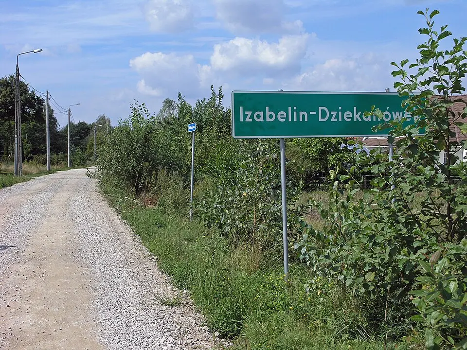 Bild: Bonvol · CC BY 3.0 Izabelin-Dziekanówek