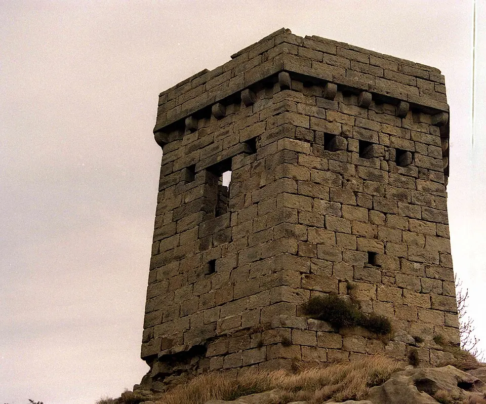 Torreones