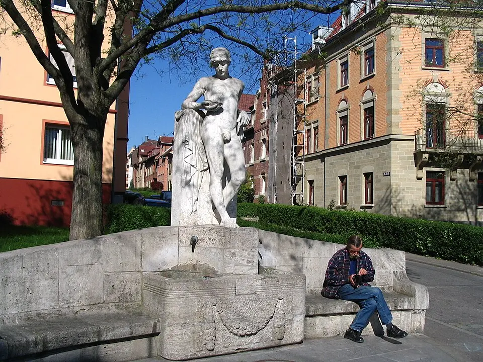 Jünglingsbrunnen